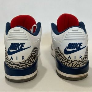 Air Jordan 3 Retro OG -White/True Blue/Cement
Grey/Fire Red -10.5